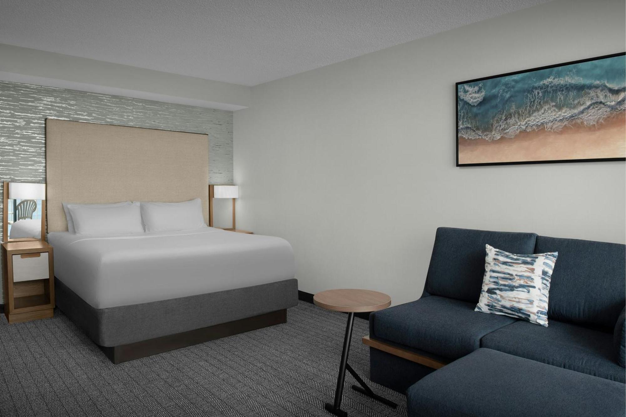 Courtyard Virginia Oceanfront/south 3*