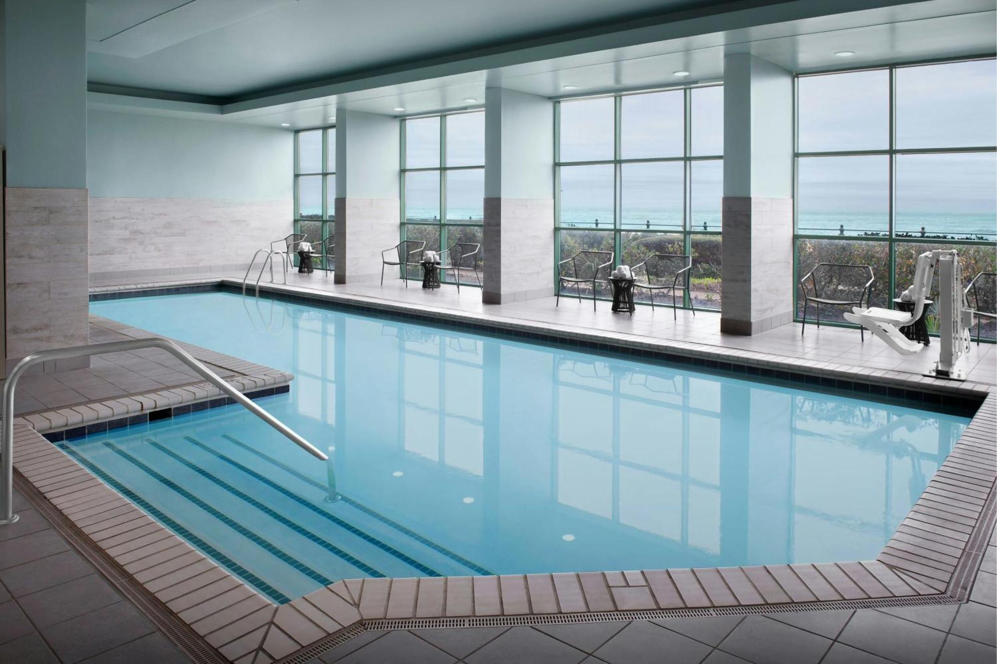 Courtyard Virginia Oceanfront/south 3*