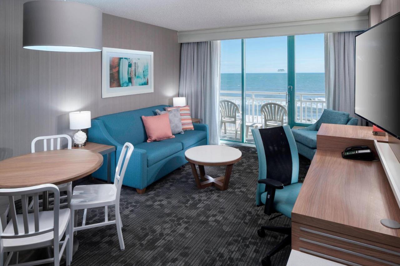 Courtyard Oceanfront/south Hotel 3*